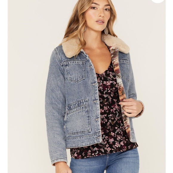 IDYLLWIND WOMEN'S LIGHT WASH REVERSIBLE SHERPA BLANKET DENIM JACKET XS - Picture 2 of 6